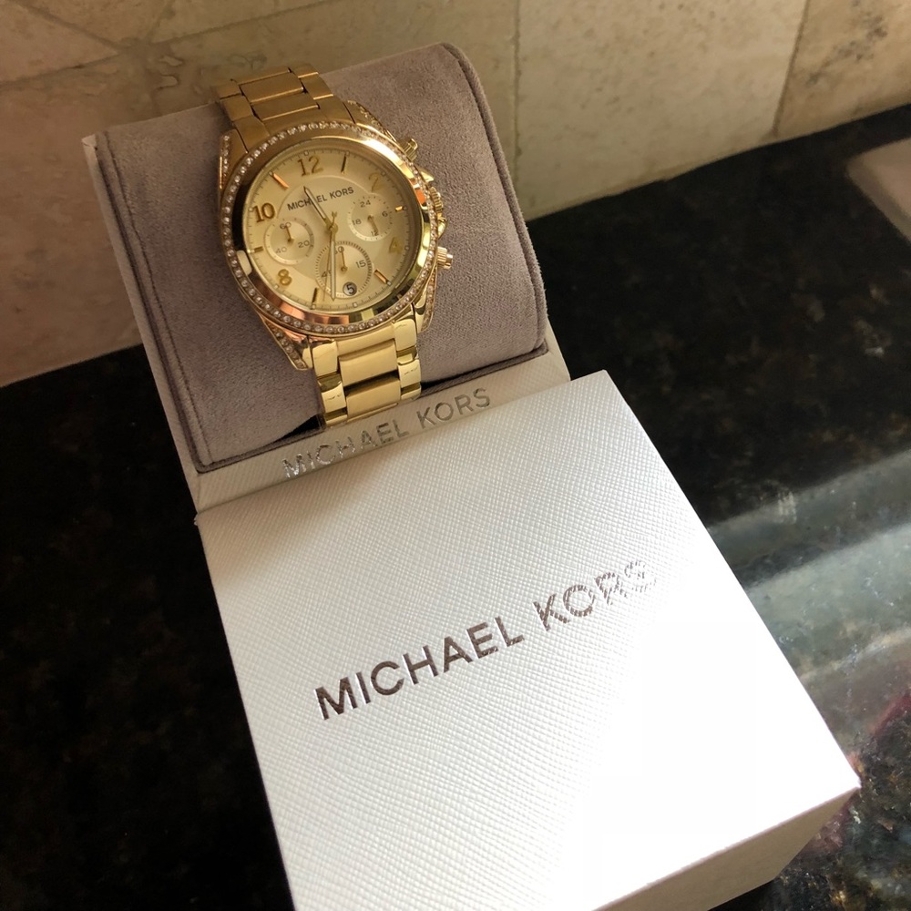 Michael Kors Large-faced Watch